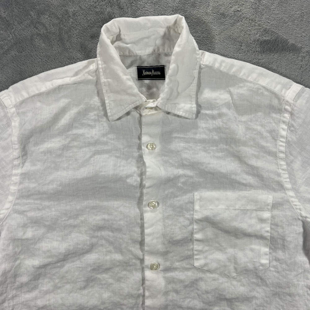 Neiman Marcus Linen Button Down Shirt Mens M White Short Sleeve Fair Stained